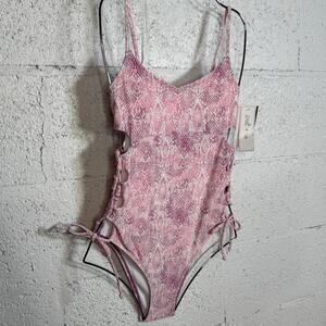 Salt + Cove Juniors' Electric Snake Side Laced One Piece Swimsuit Mauve oink XS